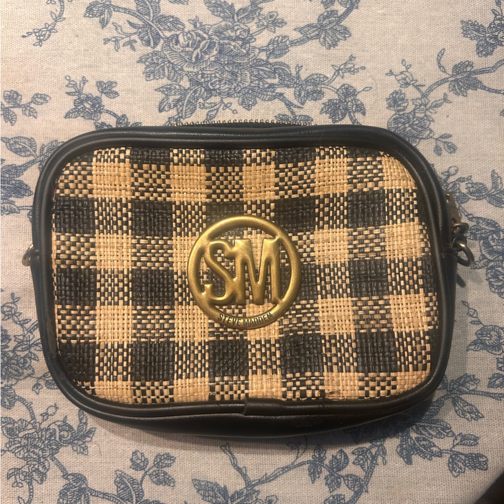 Steve Madden Black and Tan Crossbody & Belt Bag